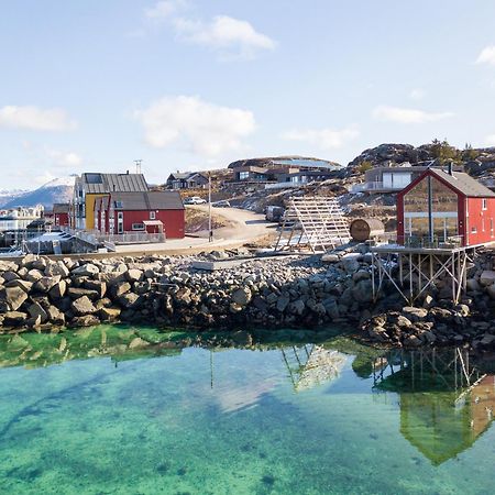 Lofoten Waterfront Luxury Lodge Ballstad Eksteriør billede