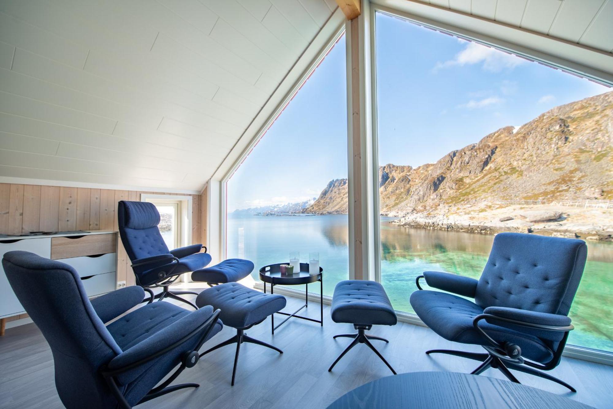Lofoten Waterfront Luxury Lodge Ballstad Eksteriør billede